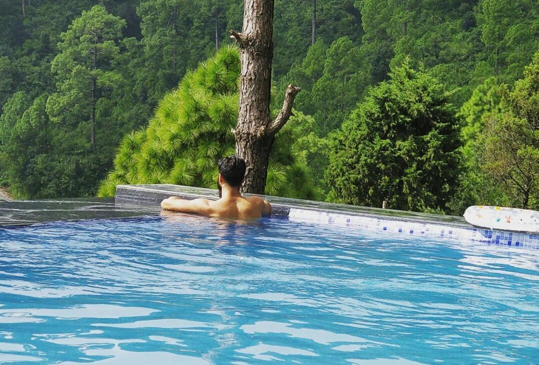 Blue Pine Resort Lansdowne Dış mekan fotoğraf