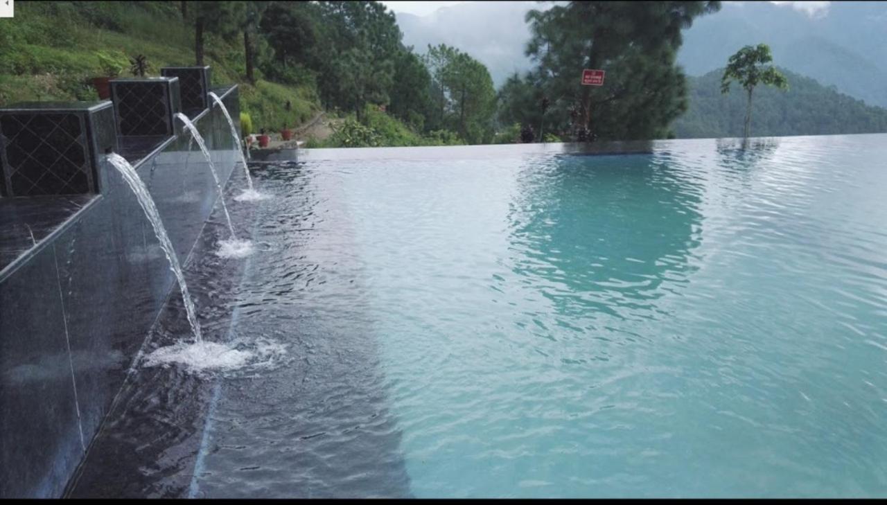 Blue Pine Resort Lansdowne Dış mekan fotoğraf