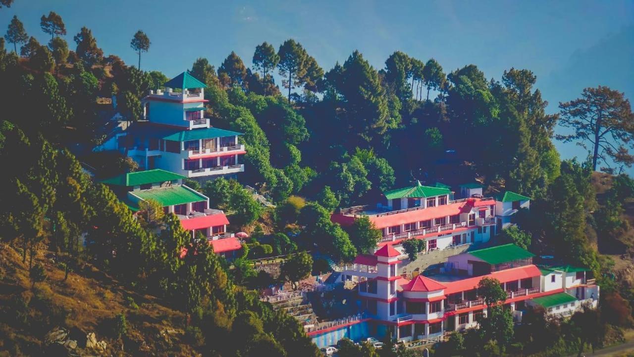 Blue Pine Resort Lansdowne Dış mekan fotoğraf