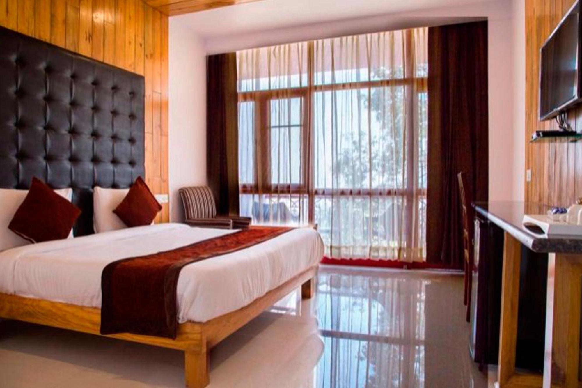 Blue Pine Resort Lansdowne Dış mekan fotoğraf
