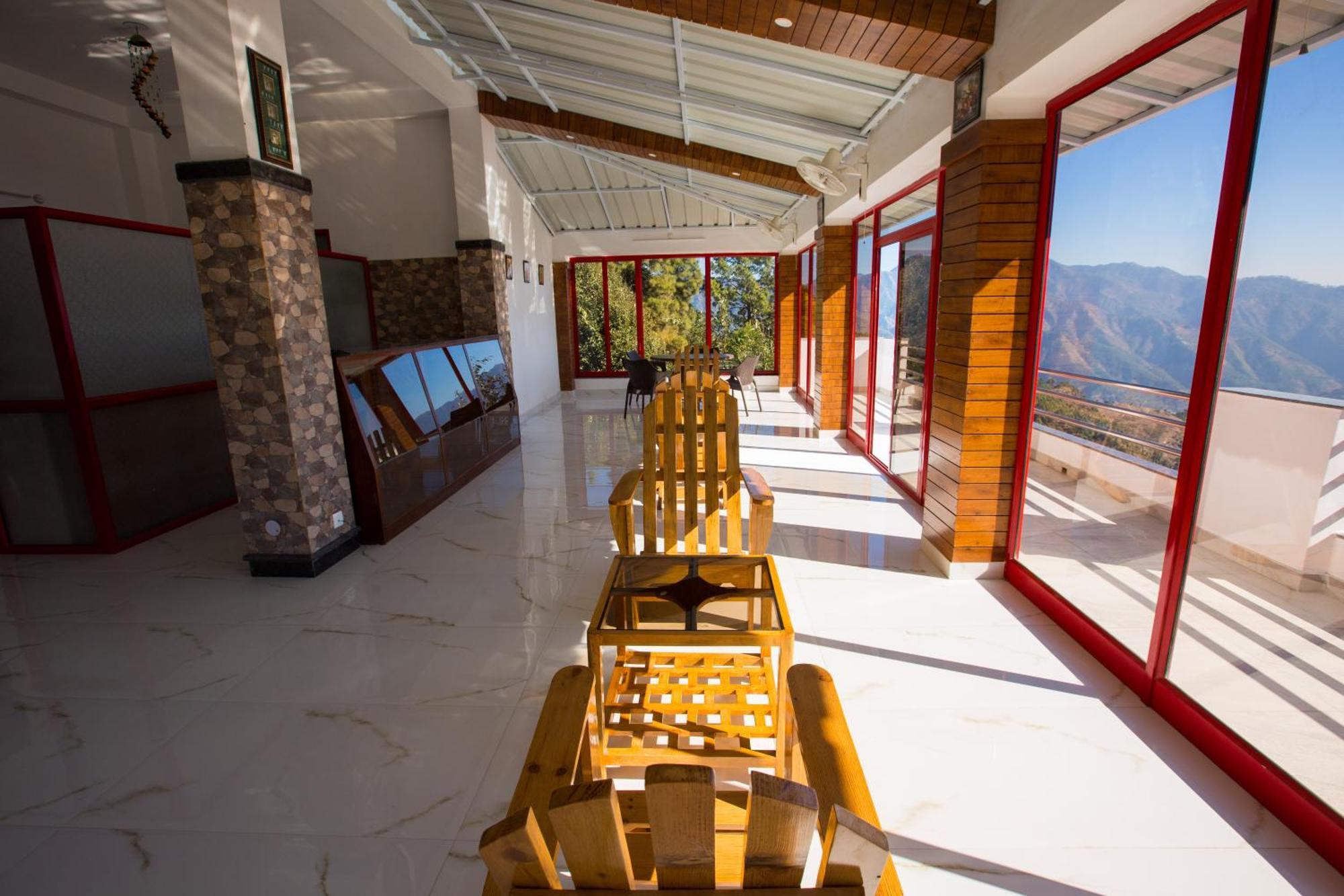 Blue Pine Resort Lansdowne Dış mekan fotoğraf