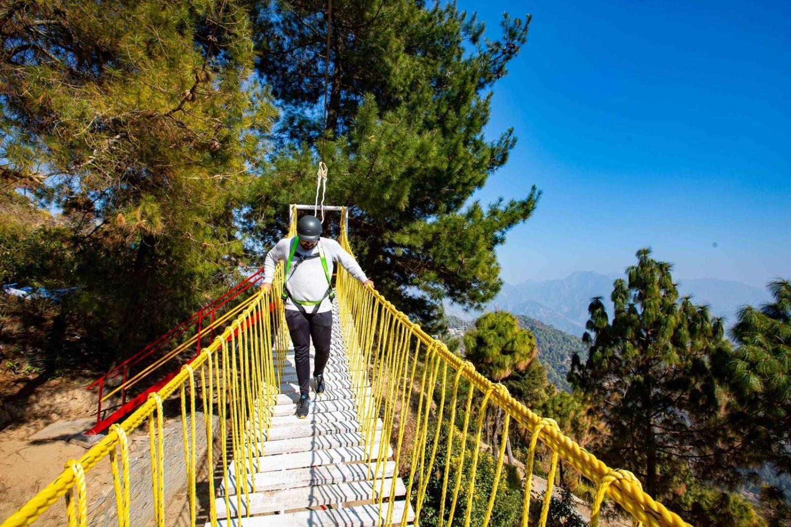 Blue Pine Resort Lansdowne Dış mekan fotoğraf