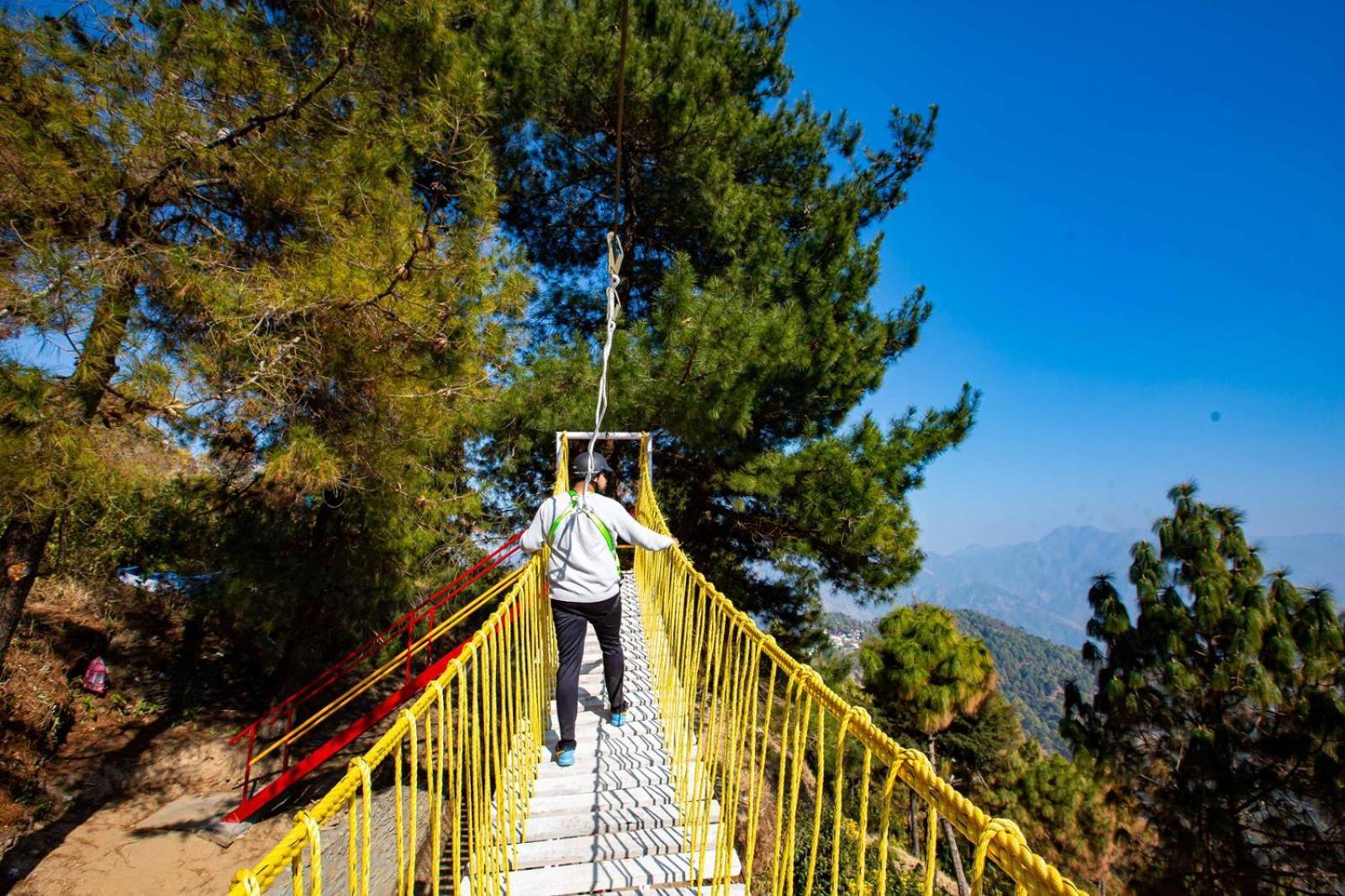 Blue Pine Resort Lansdowne Dış mekan fotoğraf
